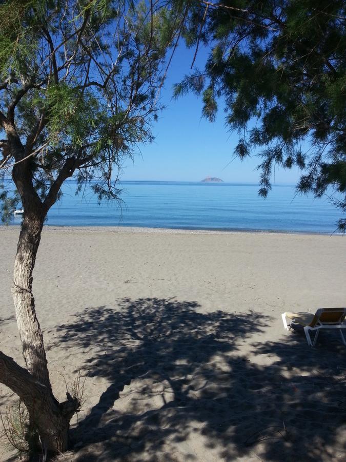 Villa Iceberg Mini Kalamaki  Esterno foto